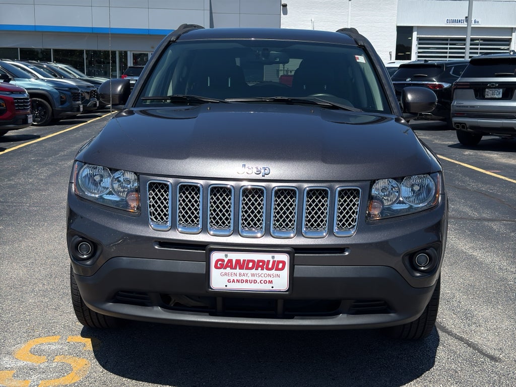 2017 Jeep Compass — rear three-quarter view
