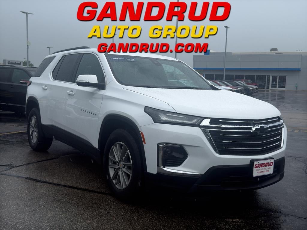 2023 Chevrolet Traverse LT Cloth in Summit White — front three-quarter view
