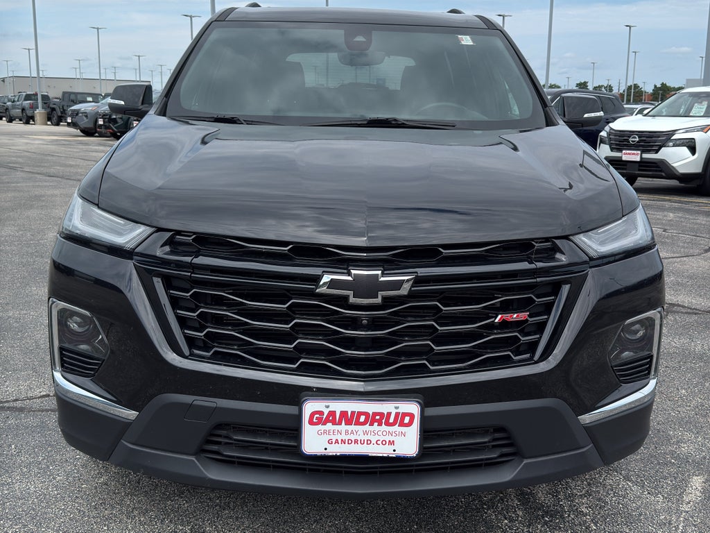 2023 Chevrolet Traverse — rear three-quarter view
