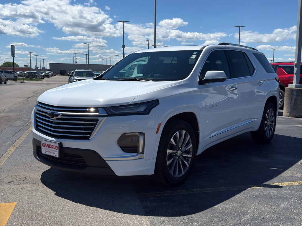 2023 Chevrolet Traverse — side profile view
