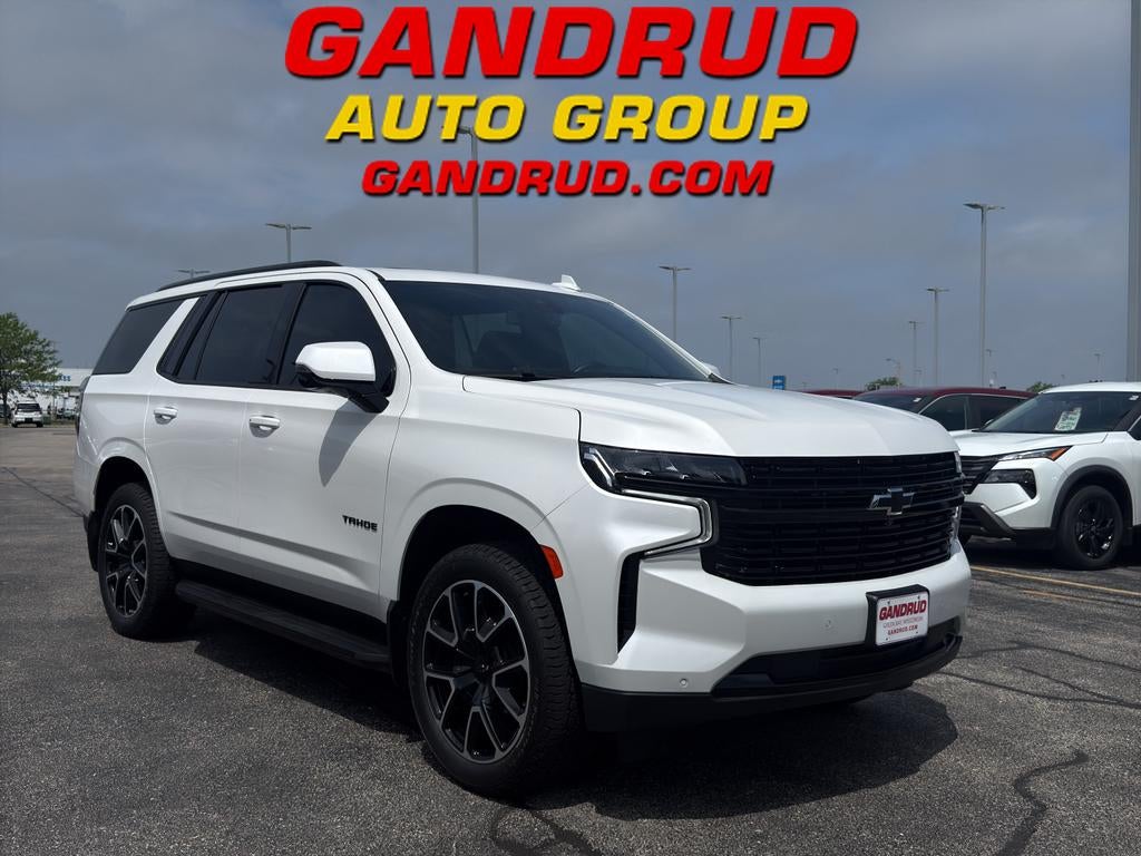 2024 Chevrolet Tahoe RST in Iridescent Pearl Tricoat — front three-quarter view