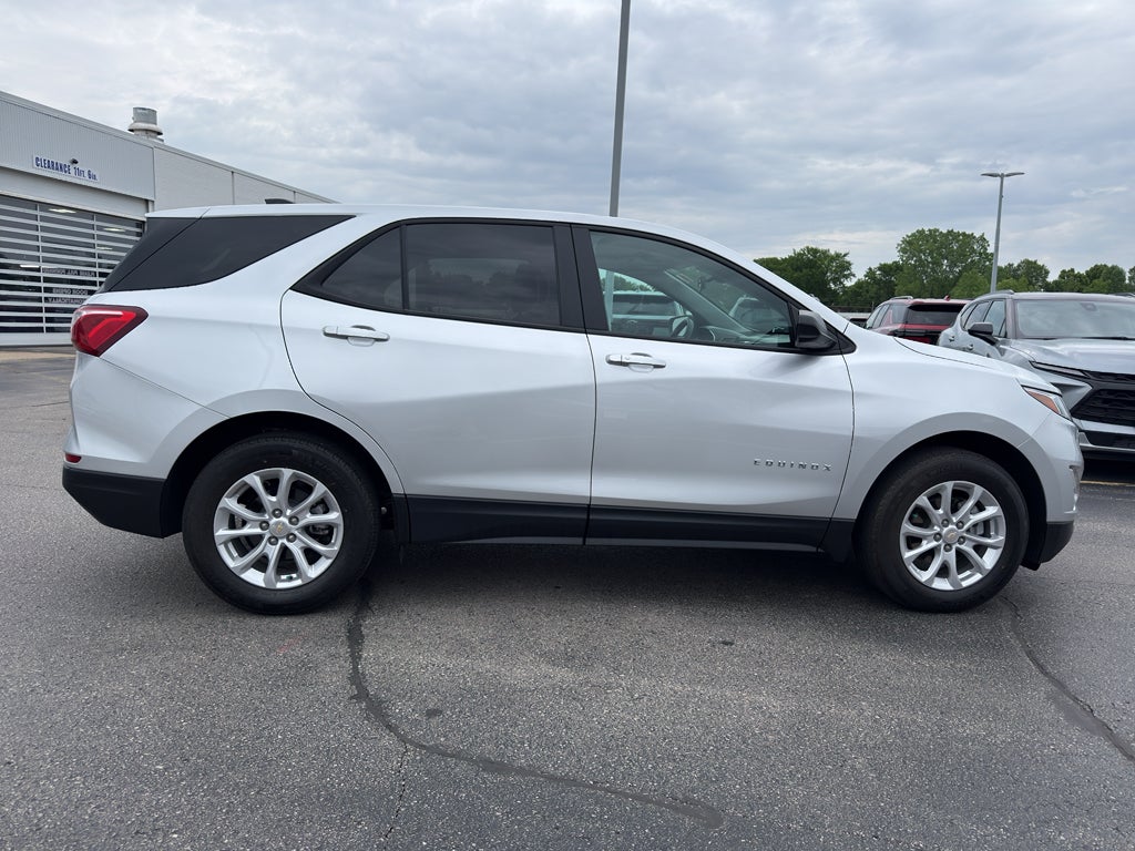 2021 Chevrolet Equinox — interior view