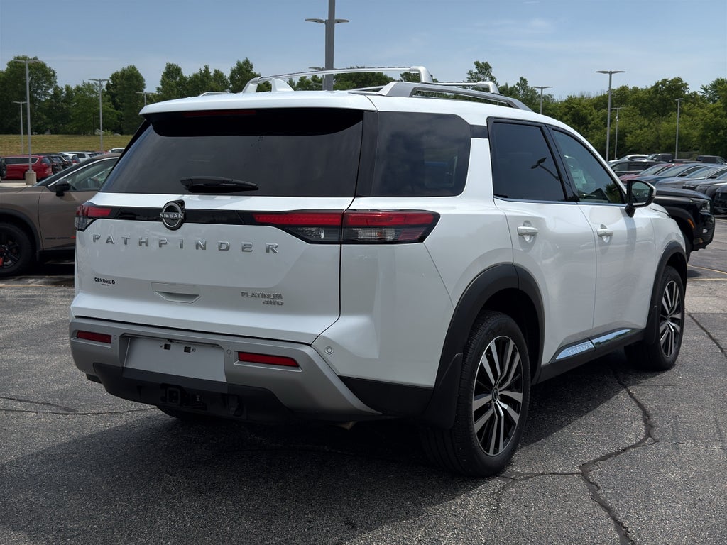 2025 Nissan Pathfinder — detail view