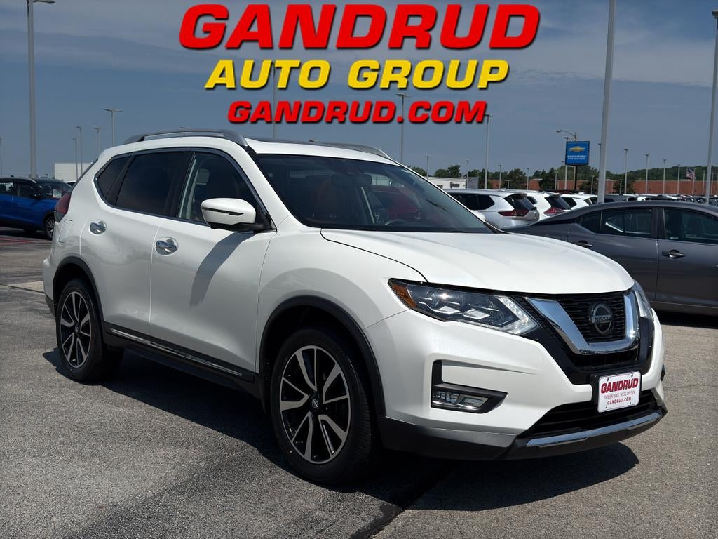 2018 Nissan Rogue SL in White — front three-quarter view