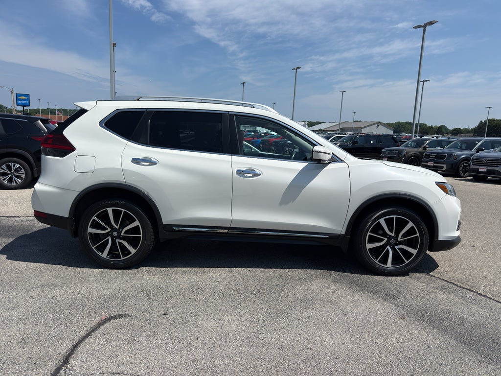 2018 Nissan Rogue — interior view