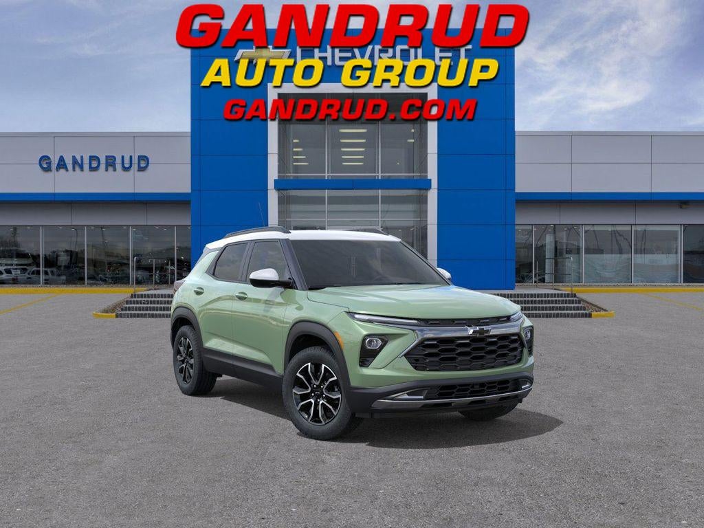 2026 Chevrolet Trailblazer ACTIV in Cacti Green — front three-quarter view