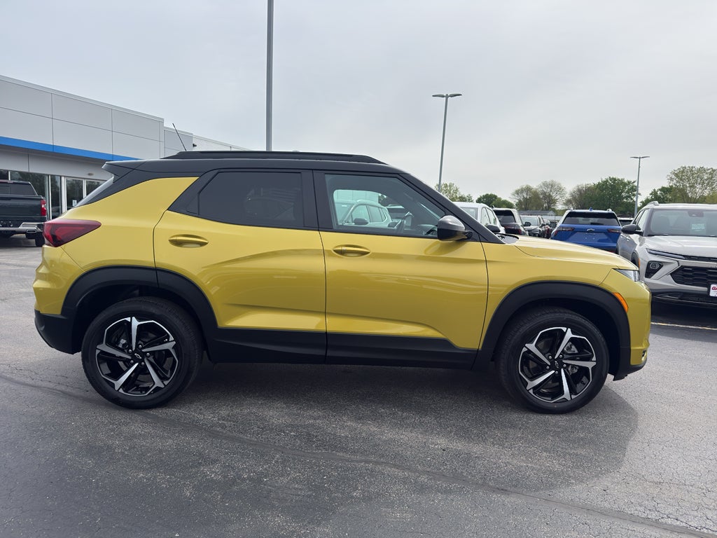 2023 Chevrolet Trailblazer — interior view